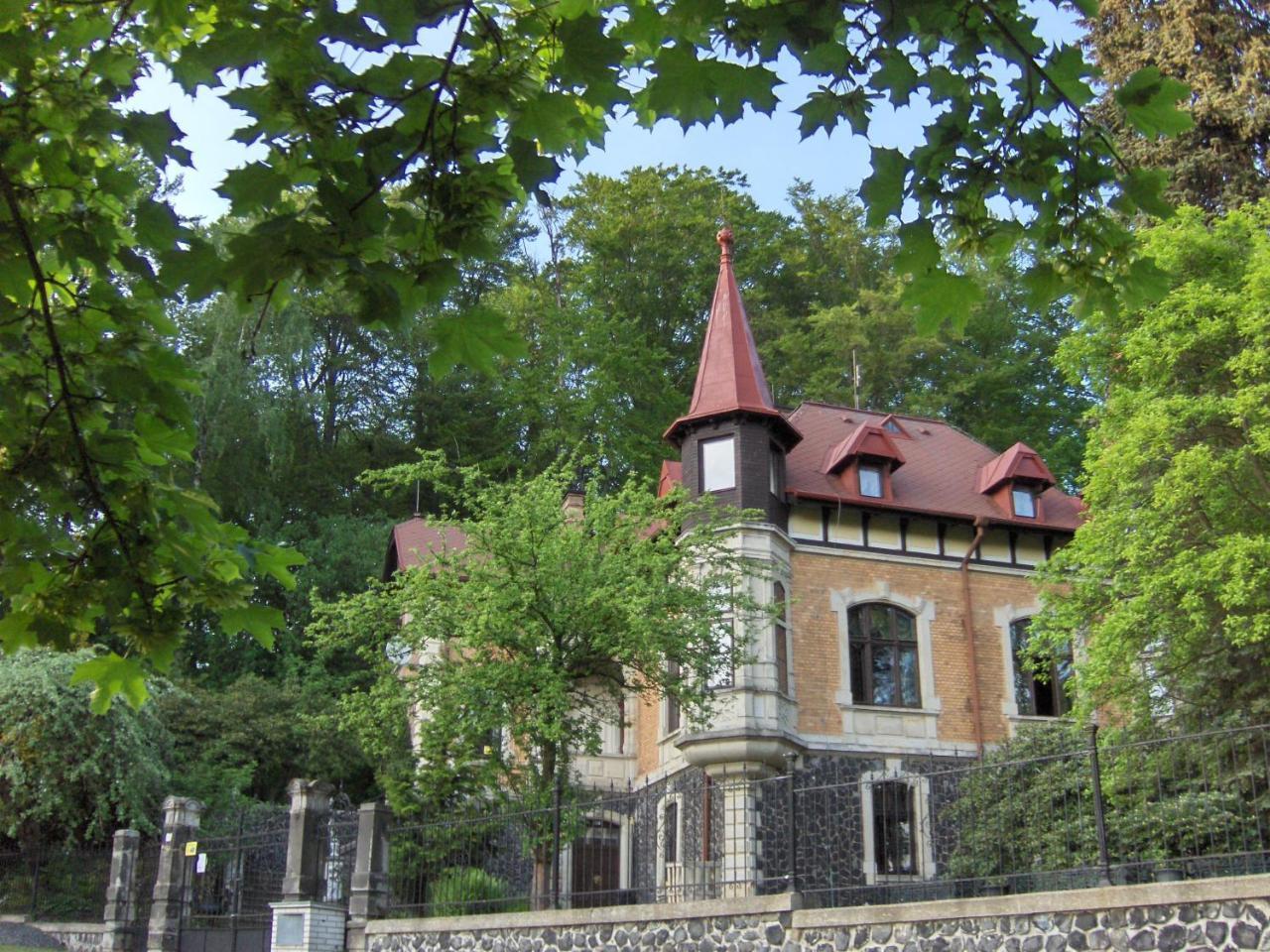 Romantic Chateau Krásná Lípa Buitenkant foto